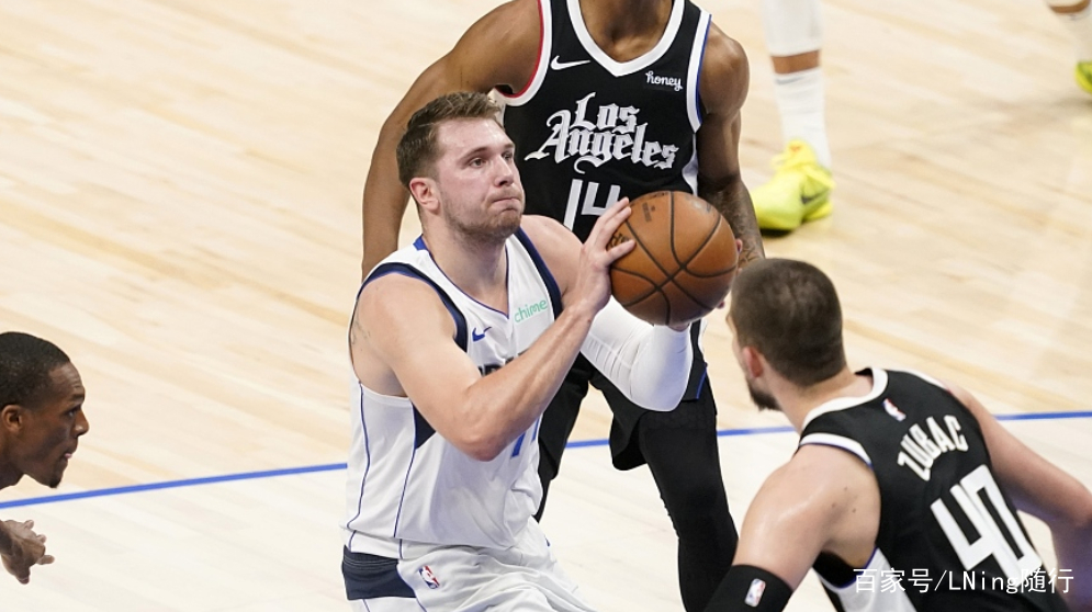 包含Ning在独行侠比赛中败北,出色防守引发热议!的词条 包含Ning在独行侠比赛中败北,出色防守引发热议!的词条